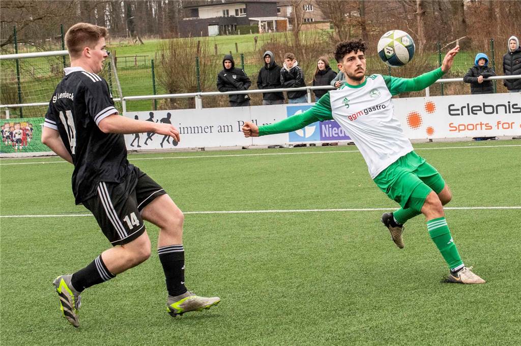 Bezirksliga 11, SV Lembeck - Vorwärts Epe 4:2 (3:1)