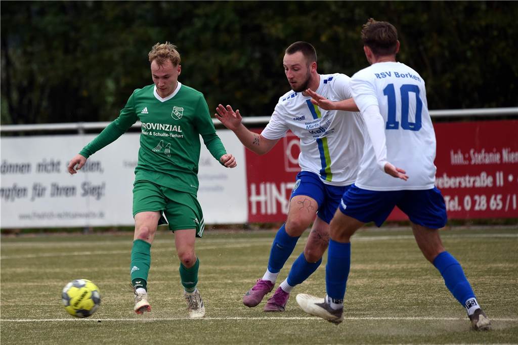 Bezirksliga 11, TSV Raesfeld - RSV Borken 5:3 (3:1)