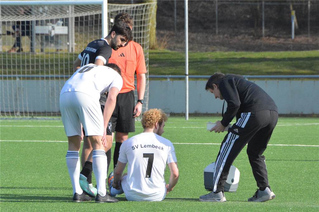 Bezirksliga 11, Viktoria Heiden - SV Lembeck 1:2 (0:1)