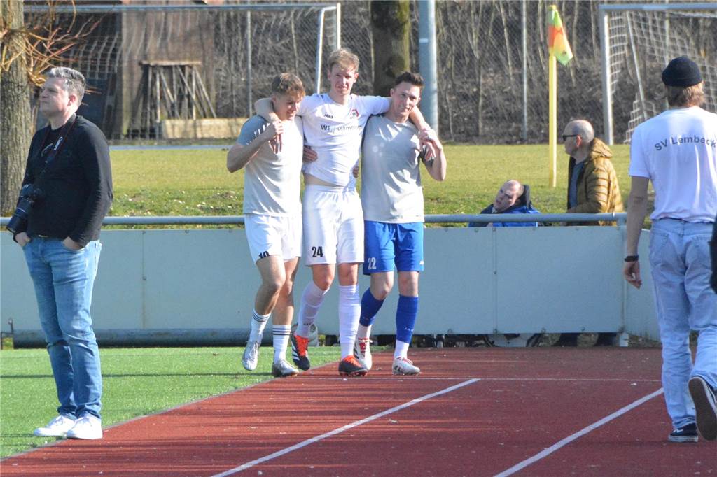 Bezirksliga 11, Viktoria Heiden - SV Lembeck 1:2 (0:1)
