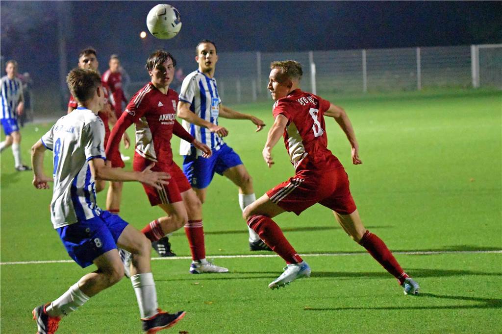 Bezirksliga 9, VfB Kirchhellen - VfB Hüls 3:2 (1:1)
