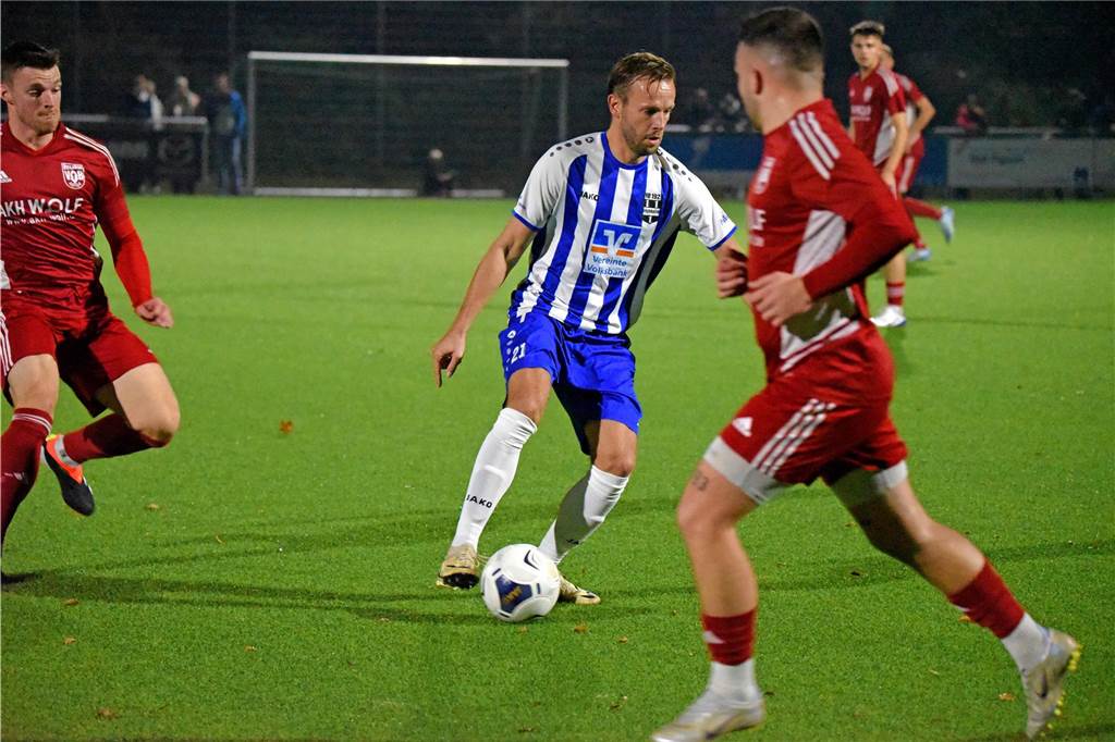 Bezirksliga 9, VfB Kirchhellen - VfB Hüls 3:2 (1:1)