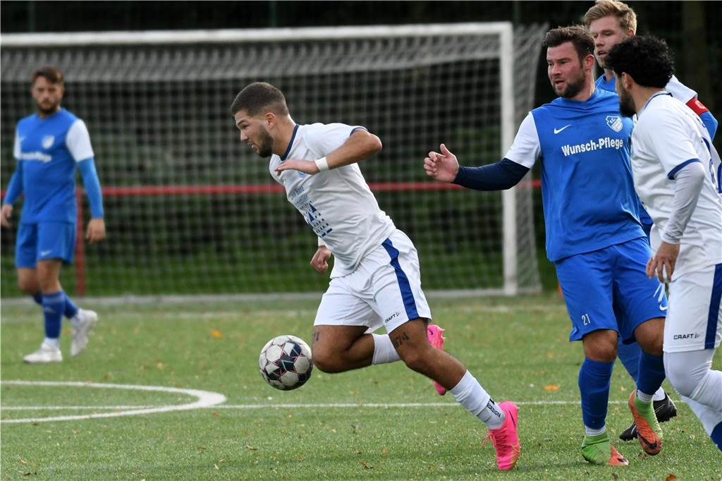 Bezirksliga-Schlusslicht FC Frohlinde kam im Castrop-Rauxeler Derby des zehnten Spieltages nach einem 0:1 zu einem 1:1 beim FC Castrop-Rauxel.