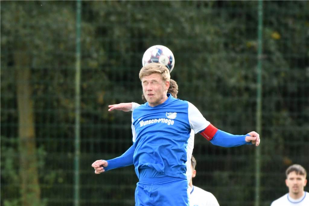 Bezirksliga-Schlusslicht FC Frohlinde kam im Castrop-Rauxeler Derby des zehnten Spieltages nach einem 0:1 zu einem 1:1 beim FC Castrop-Rauxel.