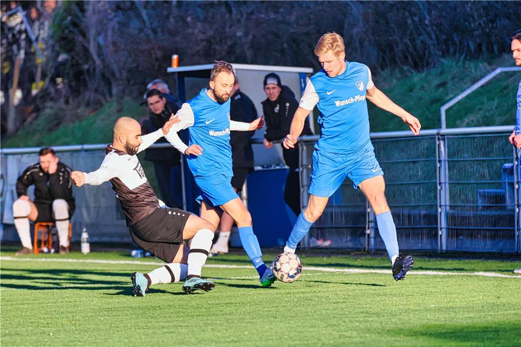 Bezirksliga-Schlusslicht FC Frohlinde kam im Testspiel gegen SW Röllinghausen aus der Recklinghäuser Kreisliga A zu einem deutlichen 5:1 (2:0)-Sieg.