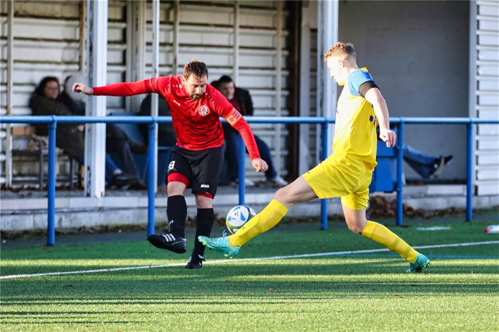 Bezirksligist Spvg Schwerin setzte sich im Testspiel-Derby gegen den SC Arminia Ickern mit 3:1 nach Toren von Nico Chrobok, Neuzugang Lukas Balassas sowie Dawid Lewandowski mit 3:1 (1:0) durch. Für Ickern traf Fabian Pöschl zum 1:2.