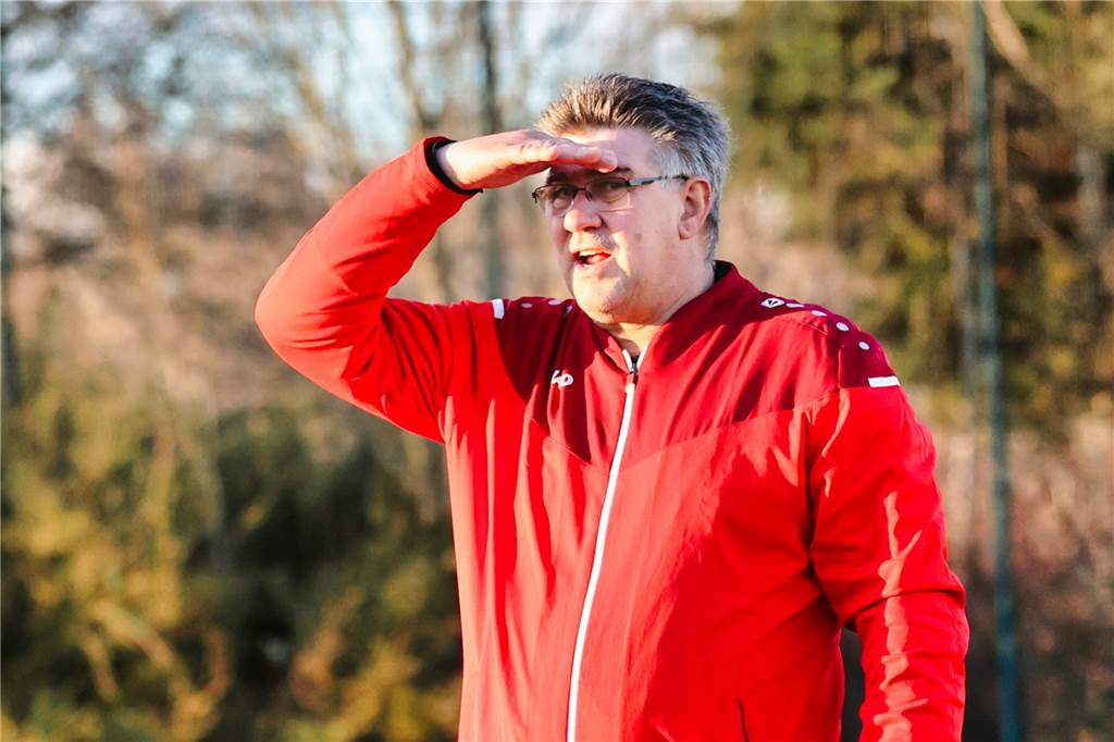 Bezirksligist Spvg Schwerin setzte sich im Testspiel-Derby gegen den SC Arminia Ickern mit 3:1 nach Toren von Nico Chrobok, Neuzugang Lukas Balassas sowie Dawid Lewandowski mit 3:1 (1:0) durch. Für Ickern traf Fabian Pöschl zum 1:2.