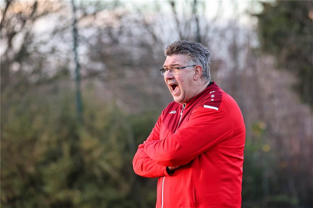 Bezirksligist Spvg Schwerin setzte sich im Testspiel-Derby gegen den SC Arminia Ickern mit 3:1 nach Toren von Nico Chrobok, Neuzugang Lukas Balassas sowie Dawid Lewandowski mit 3:1 (1:0) durch. Für Ickern traf Fabian Pöschl zum 1:2.