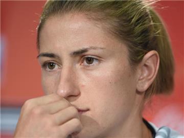 Bianca Schmidt fällt wegen Kniebeschwerden für das Länderspiel gegen England aus. Foto: Carmen Jaspersen