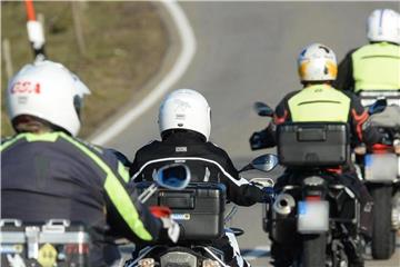 Biker sind häufig in einer Kolonne unterwegs. Foto: Patrick Seeger