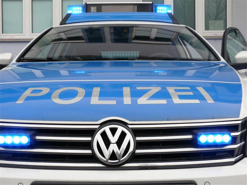 Autofahrer fährt Selmer über den Fuß und flüchtet Autofahrer fährt Selmer über den Fuß und flüchtet