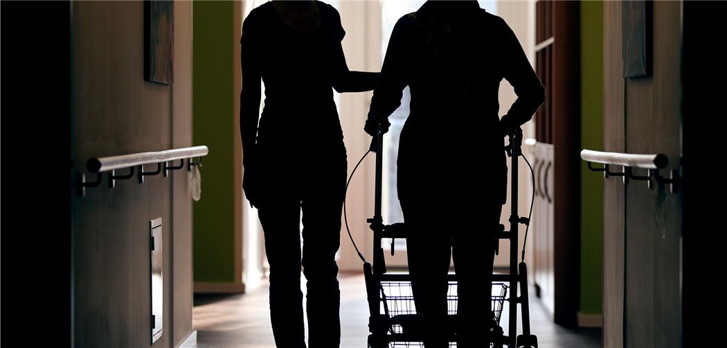 Lässt sich die Pflege noch retten? Lässt sich die Pflege noch retten?