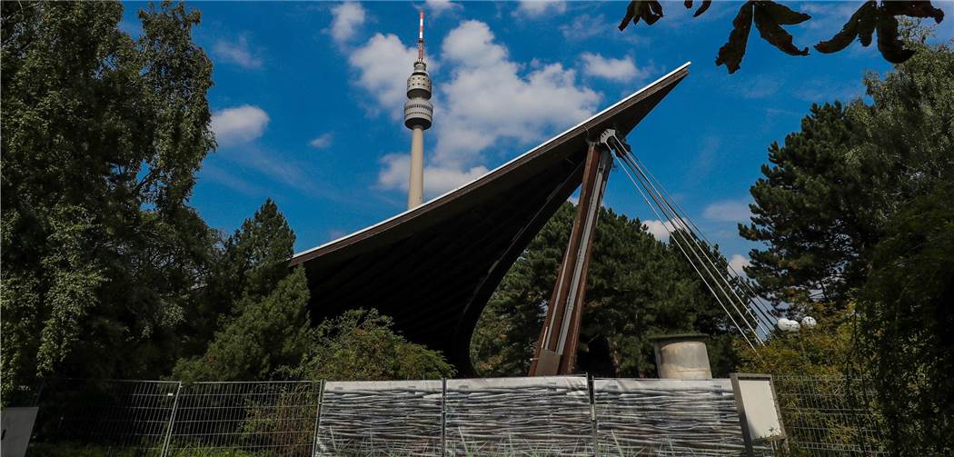 Sonnensegel-Sanierung lässt auf sich warten Sonnensegel-Sanierung lässt auf sich warten