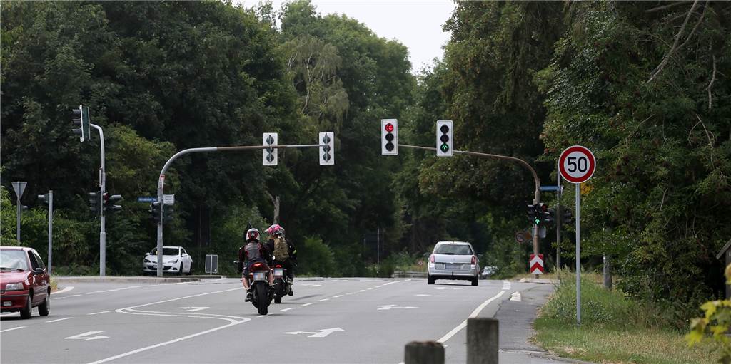 „Raser“ auf der B1 fahren noch nicht einmal 80 „Raser“ auf der B1 fahren noch nicht einmal 80