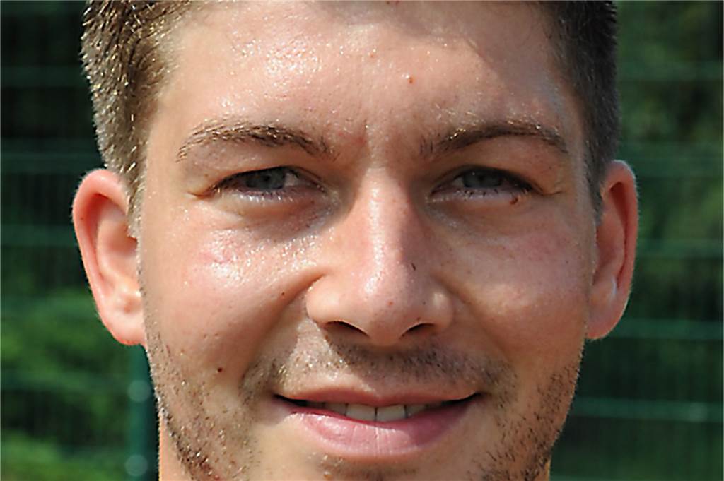 Frohlindes Trainer Michael Hoffmann schläft ein, wenn Michael Wurst zu sehen ist