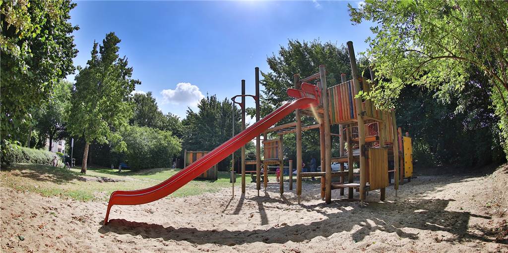 Unnas Spielplätze brauchen Schatten Unnas Spielplätze brauchen Schatten