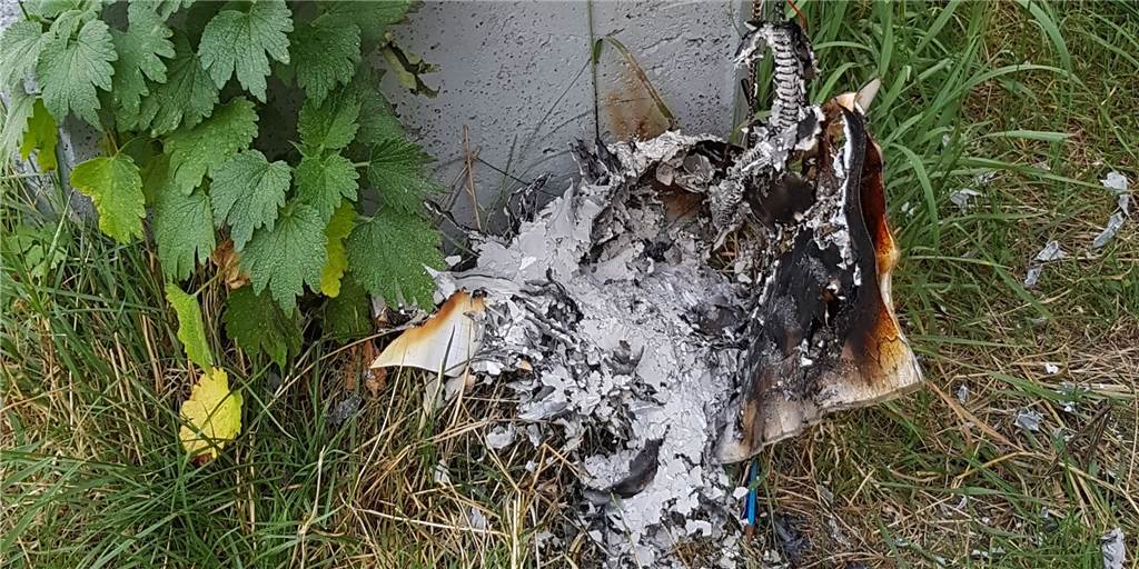 Wegebuch für Pilger in Unna in Brand gesteckt