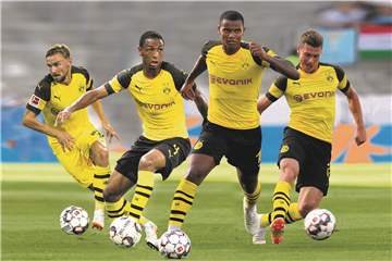 BVB erwartet mehr Stabilität durch neue Viererkette um Diallo und Akanji