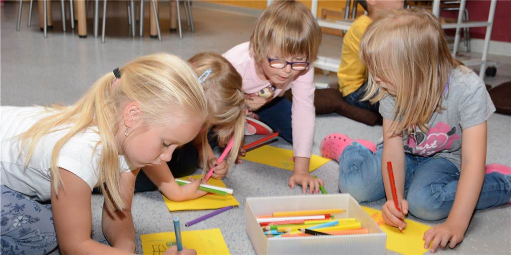 Kitaplätze für unter und über Dreijährige müssen in fünf Ortsteilen ausgebaut werden Kitaplätze für unter und über Dreijährige müssen in fünf Ortsteilen ausgebaut werden