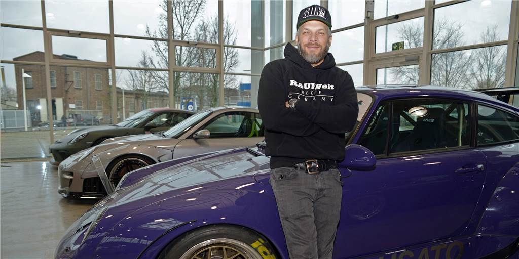 Ex-PS-Profi Sidney Hoffmann eröffnet neuen Tuning-Tempel in Kley