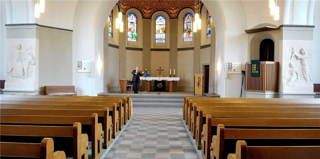 Innenraum der Christuskirche soll farblich heller und moderner werden Innenraum der Christuskirche soll farblich heller und moderner werden
