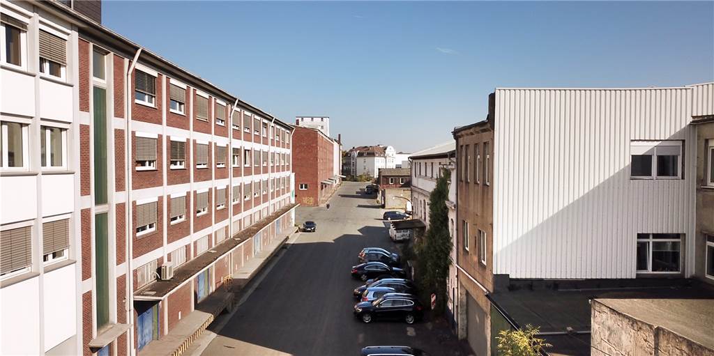 Illegale Autorennen auch in der Speicherstraße im Dortmunder Hafenviertel Illegale Autorennen auch in der Speicherstraße im Dortmunder Hafenviertel