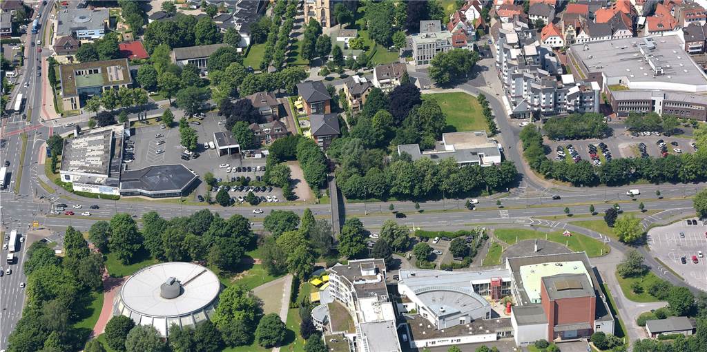 Verkehr in der Innenstadt: Büro will Grünzeiten optimieren und Rechtsabbiegen verändern Verkehr in der Innenstadt: Büro will Grünzeiten optimieren und Rechtsabbiegen verändern