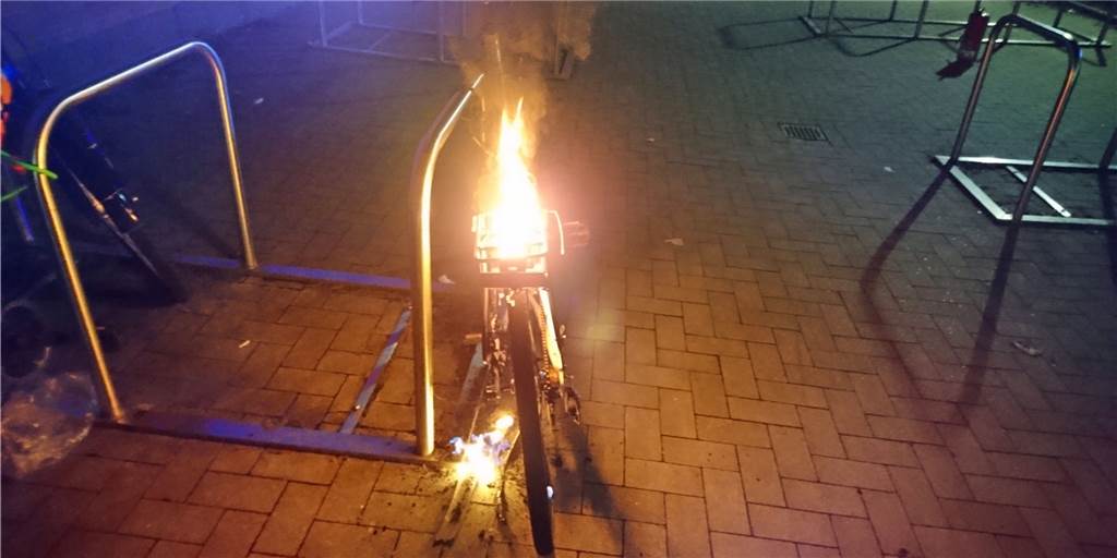 6. Fall von Brandstiftung innerhalb von neun Monaten - Jugendliche als Täter 6. Fall von Brandstiftung innerhalb von neun Monaten - Jugendliche als Täter