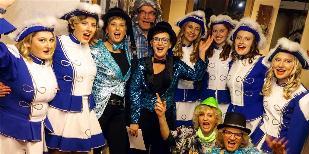 Die besten Bilder vom stimmungsvollen Karneval in Feldhausen Die besten Bilder vom stimmungsvollen Karneval in Feldhausen