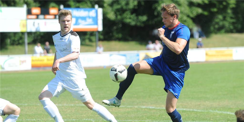 Jannik Prinz hat gegen Stadtlohn eine Stunde mit einem Mittelhandbruch gespielt Jannik Prinz hat gegen Stadtlohn eine Stunde mit einem Mittelhandbruch gespielt