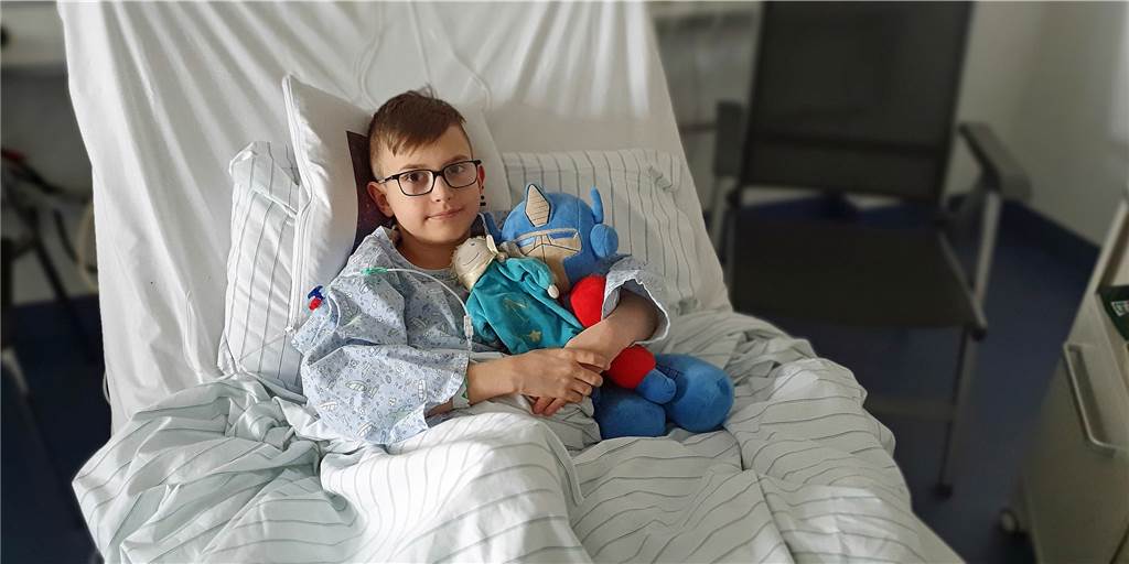 Vorbereitungen für Milos (10) Nierentransplantation laufen Vorbereitungen für Milos (10) Nierentransplantation laufen