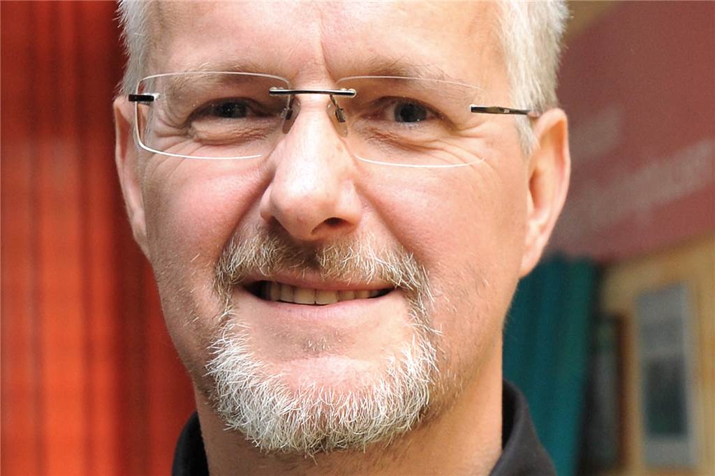 Merklinder Billardspieler teilen sich ein Doppelbett Merklinder Billardspieler teilen sich ein Doppelbett