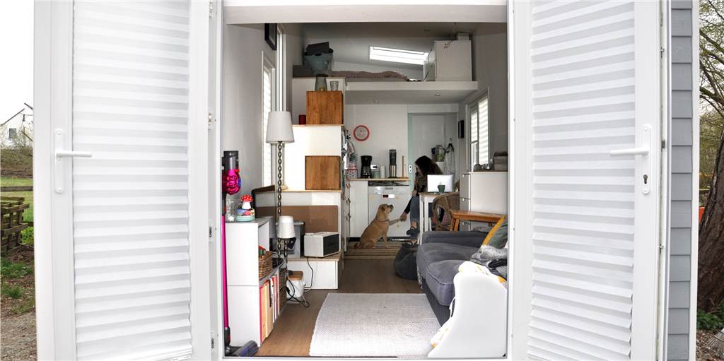 Dortmunds einzige Tiny-House-Besitzerin wohnt illegal Dortmunds einzige Tiny-House-Besitzerin wohnt illegal