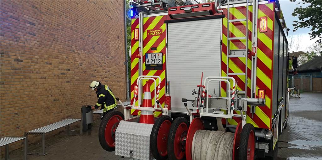 Brandstiftungs-Serie an der Sekundarschule - die Polizei tappt nach einem Jahr im Dunkeln Brandstiftungs-Serie an der Sekundarschule - die Polizei tappt nach einem Jahr im Dunkeln
