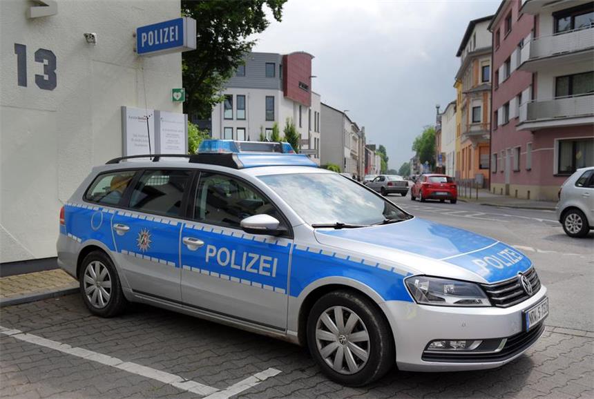 Frau bestreitet, Kind in Imbiss geschlagen zu haben Frau bestreitet, Kind in Imbiss geschlagen zu haben