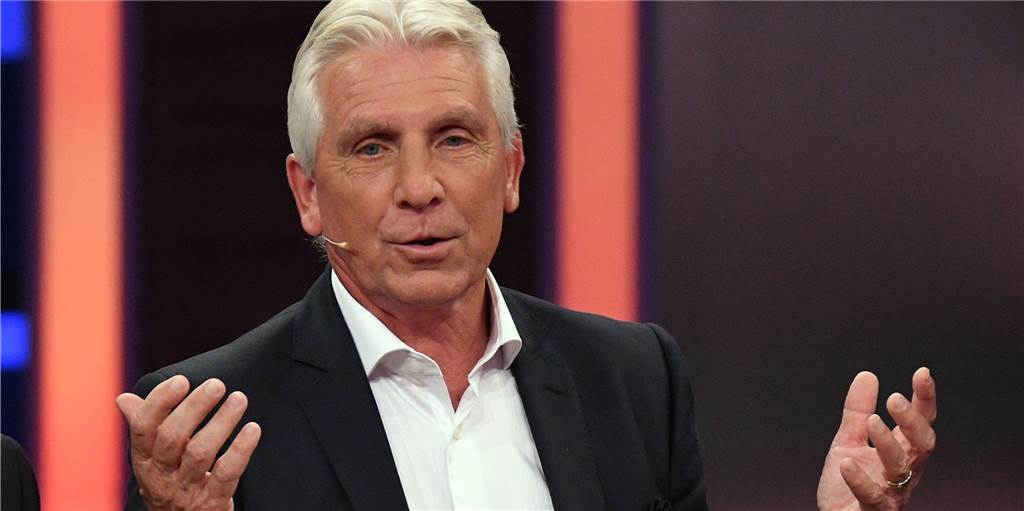 „Für Schalke muss das Derby ein Fingerzeig sein - für Spieler und sportliche Leitung“ „Für Schalke muss das Derby ein Fingerzeig sein - für Spieler und sportliche Leitung“