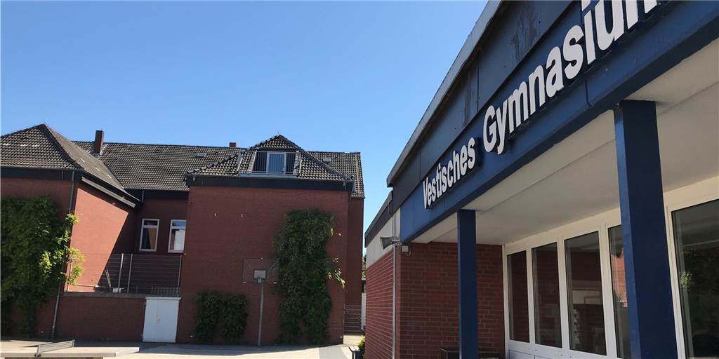 Schulhof des Vestischen Gymnasiums soll zum Treffpunkt für Kinder und Jugendliche werden Schulhof des Vestischen Gymnasiums soll zum Treffpunkt für Kinder und Jugendliche werden