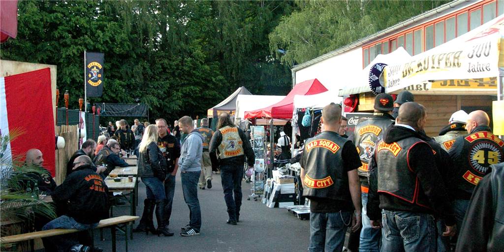 Warum die Polizei bei jeder Party im Bandidos-Heim in Westhofen die Besucher kontrolliert Warum die Polizei bei jeder Party im Bandidos-Heim in Westhofen die Besucher kontrolliert