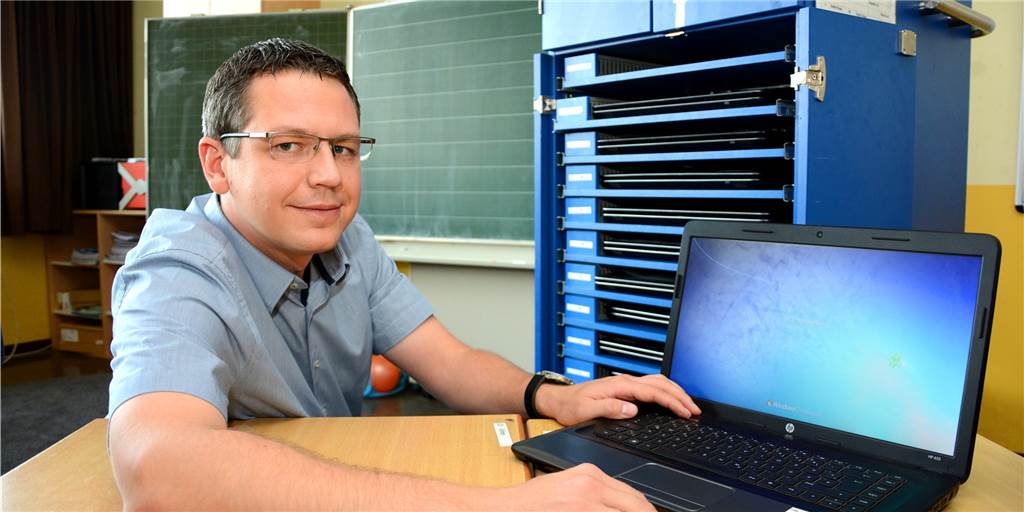 Digitale Tafeln in Oedinger Grundschule starten erst mit deutlicher Verspätung Digitale Tafeln in Oedinger Grundschule starten erst mit deutlicher Verspätung