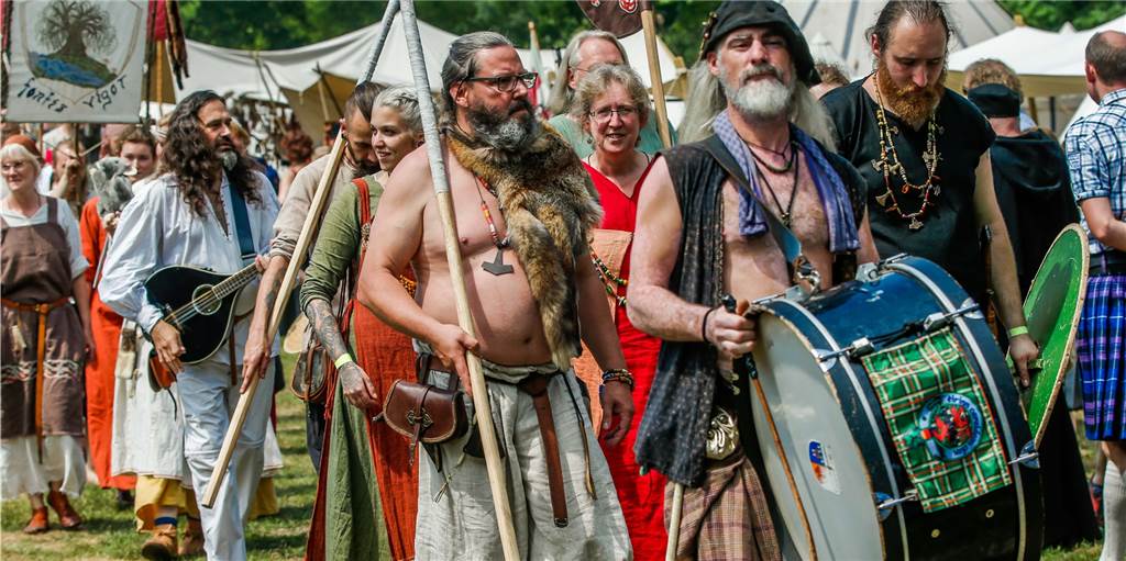 Mittelalterlich Gaudium: Vier Tage Spektakel mit familiärem Charme Mittelalterlich Gaudium: Vier Tage Spektakel mit familiärem Charme