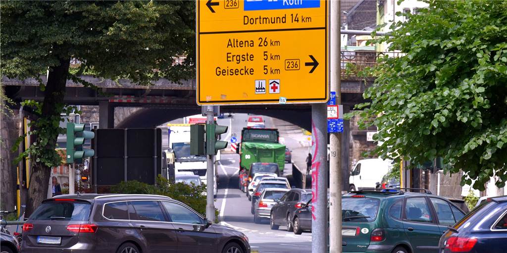Ausbau der B 236 in Schwerte: 12 Millionen Euro Kosten und trotzdem weiter Stau? Ausbau der B 236 in Schwerte: 12 Millionen Euro Kosten und trotzdem weiter Stau?