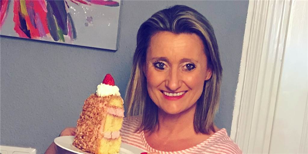 Wenn frische Erdbeeren und cremiger Mascarpone auf luftigen Biskuit treffen Wenn frische Erdbeeren und cremiger Mascarpone auf luftigen Biskuit treffen