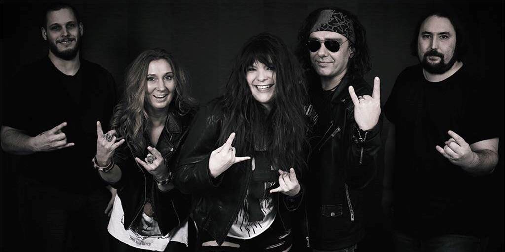 Das Wochenende in Lünen: Melodische Rocker und schnelle Reiter auf Schloss Schwansbell Das Wochenende in Lünen: Melodische Rocker und schnelle Reiter auf Schloss Schwansbell