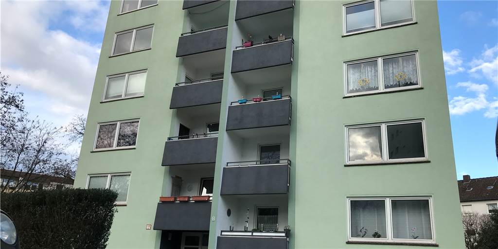 Mieter am Schophof in Castrop-Rauxel teilen ihren Vorgarten und Keller mit Ratten Mieter am Schophof in Castrop-Rauxel teilen ihren Vorgarten und Keller mit Ratten
