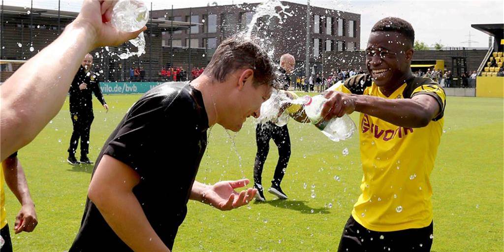 BVB-Wunderkind Moukoko knackt den Rekord - und Schalke ist ihn los