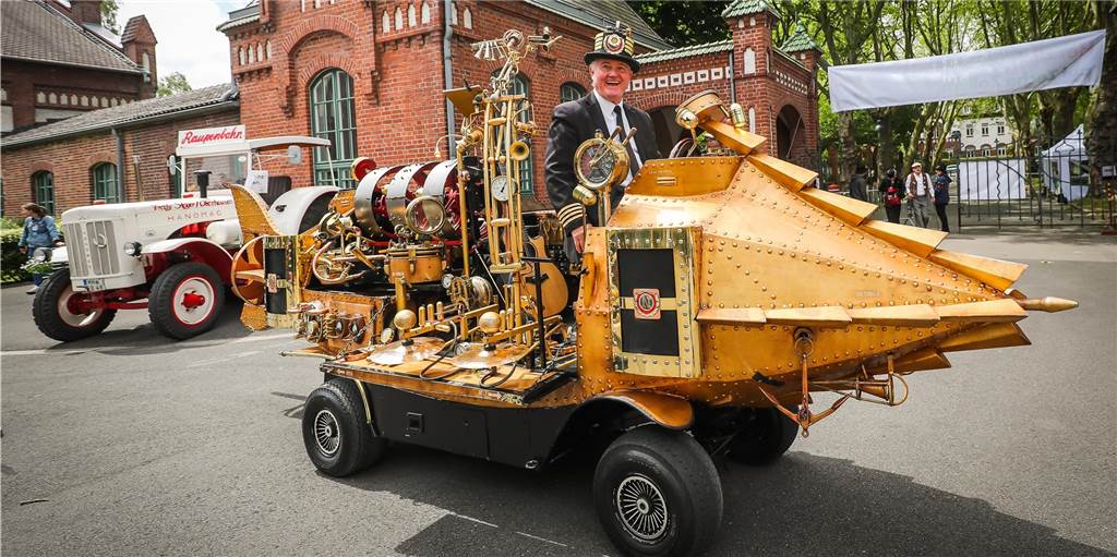 Steampunk, Artistik, Dampfmaschinen: Die Nostalgiekirmes in Bildern Steampunk, Artistik, Dampfmaschinen: Die Nostalgiekirmes in Bildern