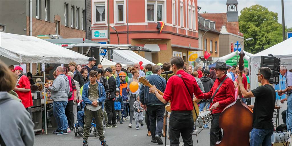 50 Stände, viel Programm und karibische Musik: Das passiert beim Westerfilder Straßenfest 50 Stände, viel Programm und karibische Musik: Das passiert beim Westerfilder Straßenfest