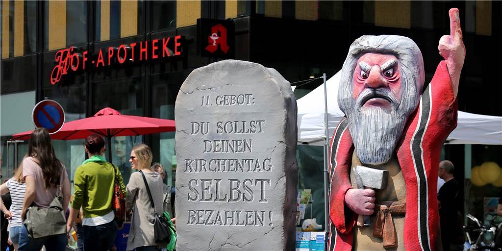 Streit um Standort: Kirchenkritiker drohten mit Gang zum Verwaltungsgericht