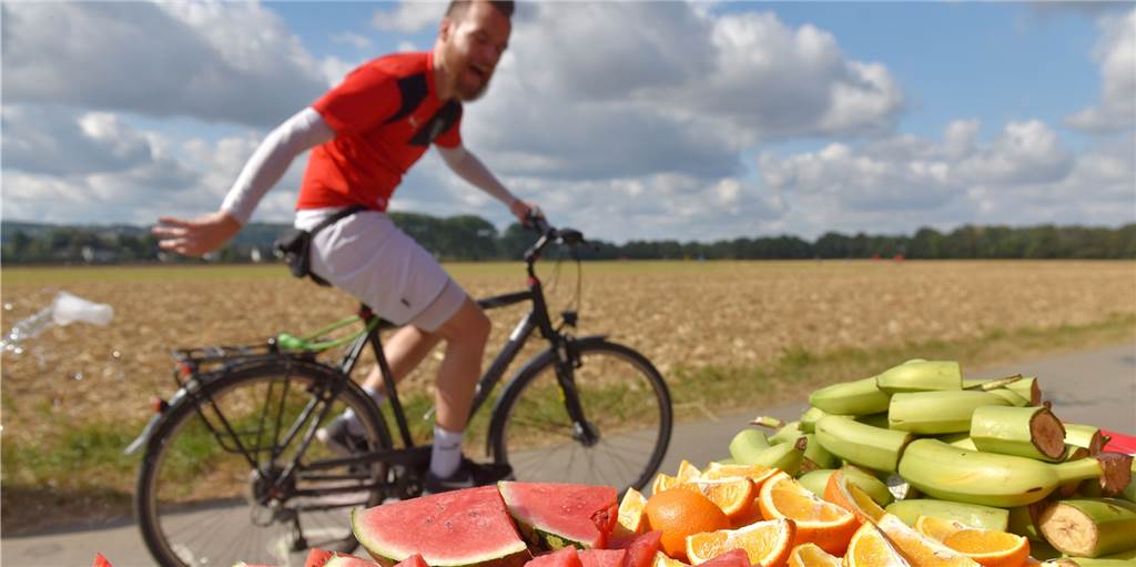 Triathlon, Beachvolleyball und Tennis bei fast 40 Grad - das sagt ein Sportmediziner Triathlon, Beachvolleyball und Tennis bei fast 40 Grad - das sagt ein Sportmediziner