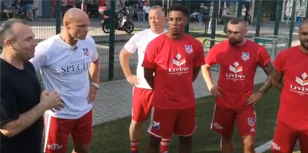 Im Video: Thorsten Legats Trainingsstart in Bövinghausen - Hopp, hopp, husch, husch! Im Video: Thorsten Legats Trainingsstart in Bövinghausen - Hopp, hopp, husch, husch!